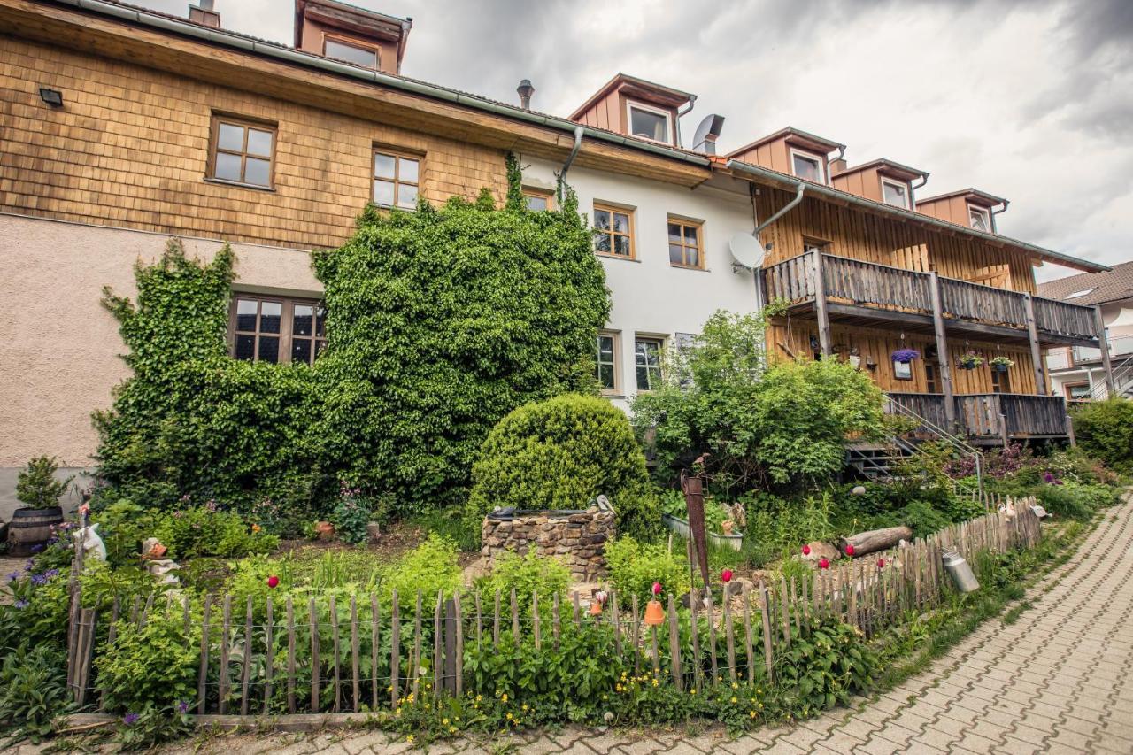Landhotel Zum Matthiasl Bischofsreut Extérieur photo