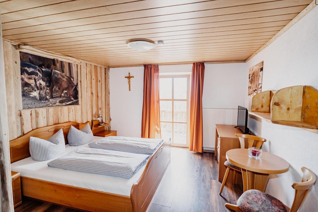 Landhotel Zum Matthiasl Bischofsreut Extérieur photo