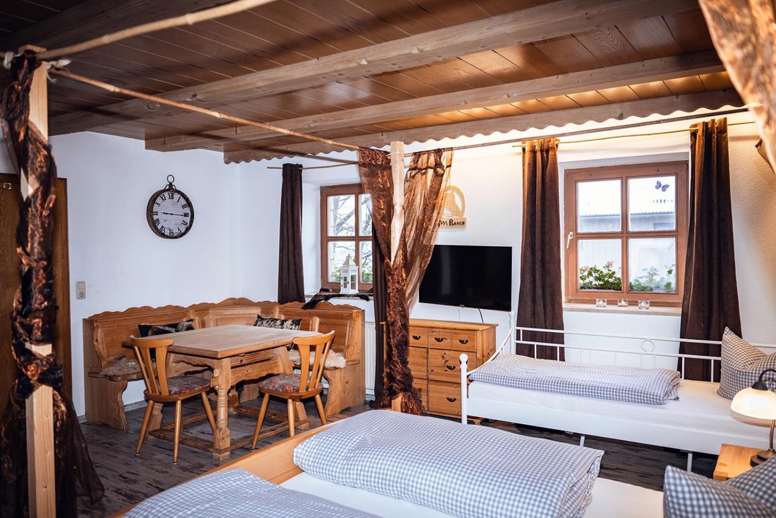 Landhotel Zum Matthiasl Bischofsreut Extérieur photo