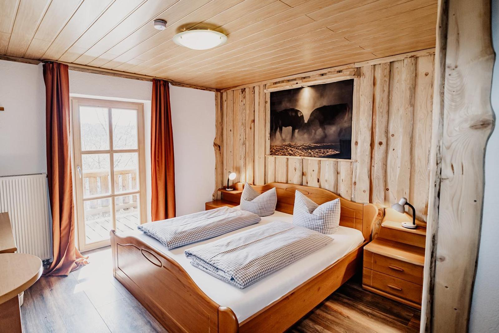 Landhotel Zum Matthiasl Bischofsreut Extérieur photo