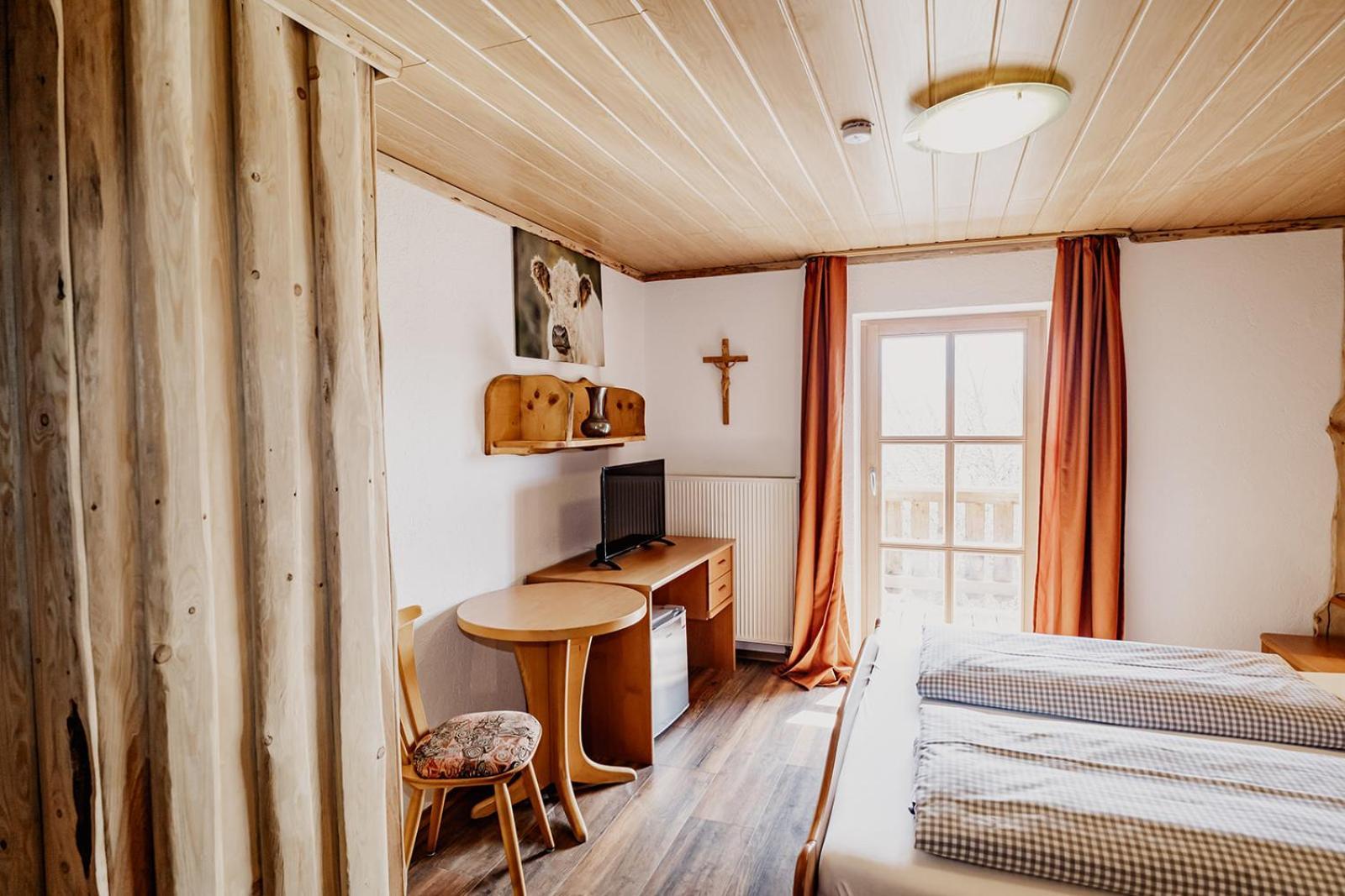 Landhotel Zum Matthiasl Bischofsreut Extérieur photo